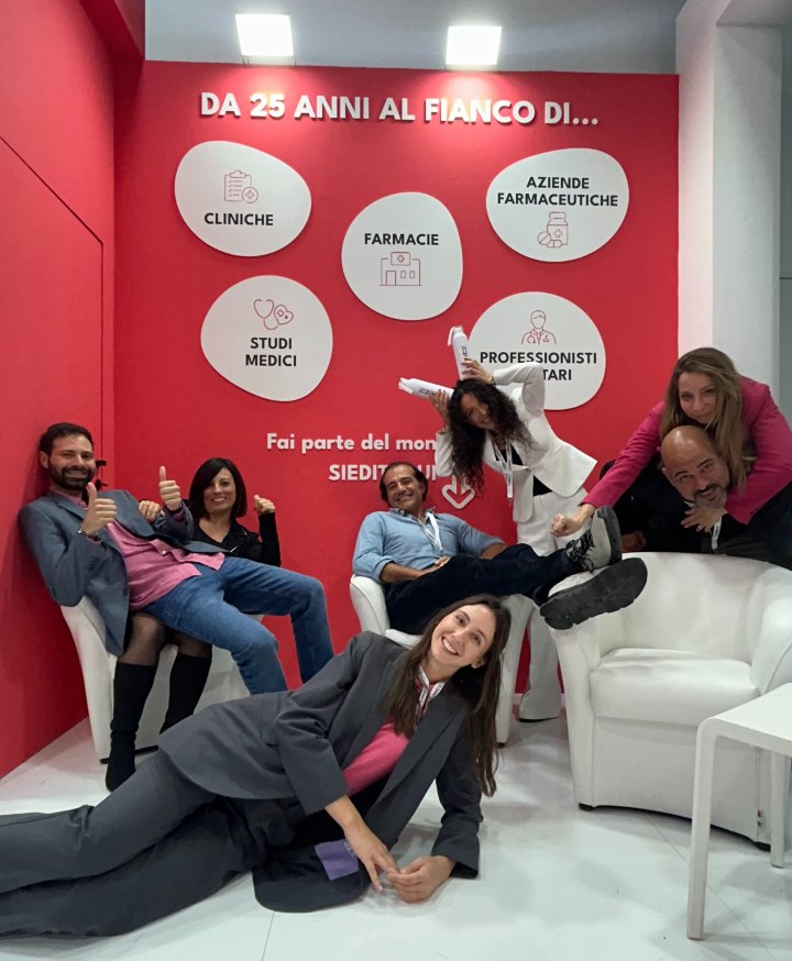 Il team di Yeb! a Cosmofarma 2026